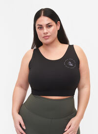 CORE, MID SUPPORT SPORTS BRA - Sports bh med v-ryg, Black, Model