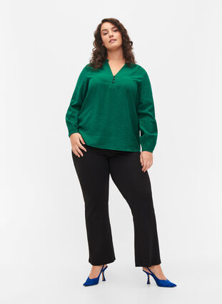 Langærmet bluse i viskosemix, Evergreen, Model image number 2