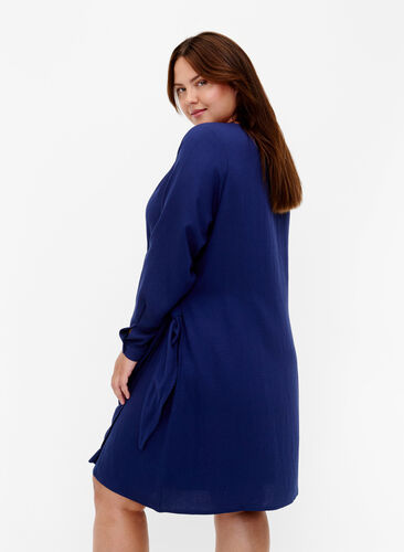 Langærmet kjole i viskose med wrap-look, Medieval Blue, Model image number 1