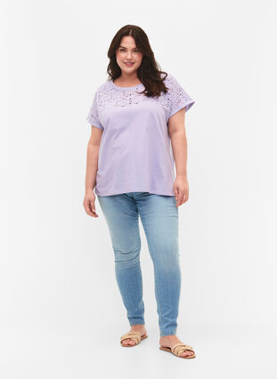 Løs t-shirt med broderi anglaise, Lavender, Model image number 1