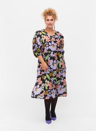 Blomstret viskose midikjole med 3/4 ærmer, Purple Green Flower, Model image number 0
