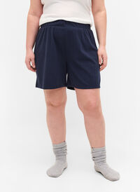 Løse shorts med struktur, Navy Blazer, Model
