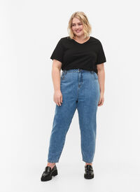 Cropped Mille jeans med høj talje, Light blue denim, Model
