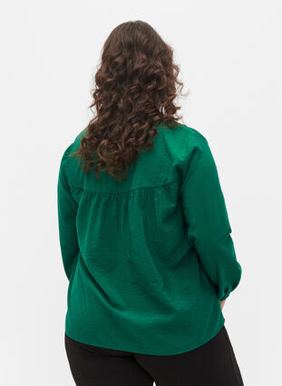 Langærmet bluse i viskosemix, Evergreen, Model image number 1