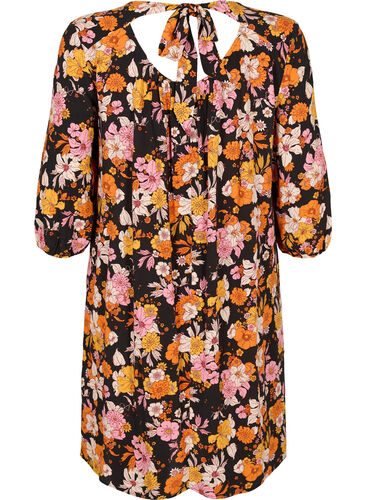 Blomstret viskose kjole med 3/4 ærmer, Black Flower AOP, Packshot image number 1