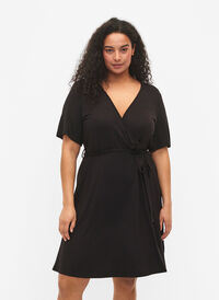 Wrap kjole i viskose med korte ærmer, Black, Model