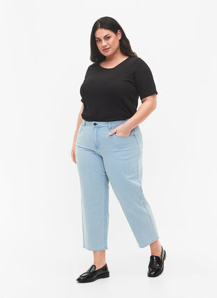 Straight fit Vera jeans med ankellængde, Light blue denim, Model image number 0