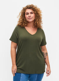 Viskose t-shirt med rib og v-hals, Thyme, Model