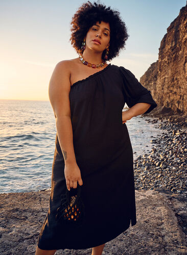 One-shoulder kjole i viskose, Black, Image image number 0