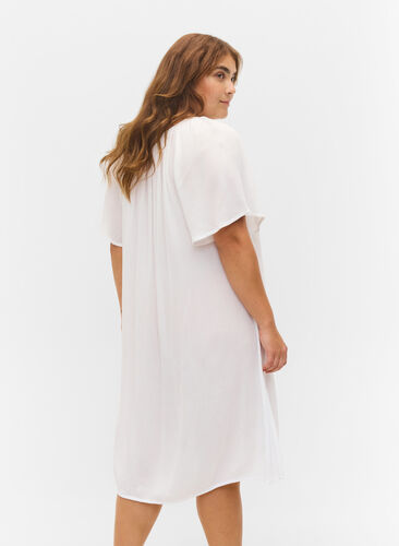 Kortærmet kjole i viskose, Bright White, Model image number 1