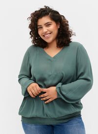 Viskosebluse med smock, Sea Pine, Model