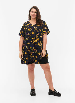 FLASH - Tunika med v-hals og print, Night Sky Yellow AOP, Model image number 2