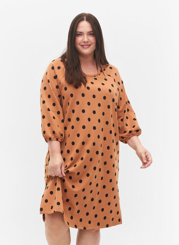 Prikket kjole med 3/4 ærmer, Almond Black Dot, Model image number 0