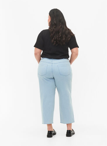 Straight fit Vera jeans med ankellængde, Light blue denim, Model image number 1