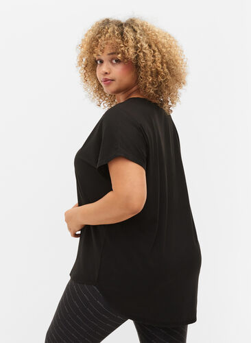 Kortærmet trænings t-shirt med v-hals, Black, Model image number 1