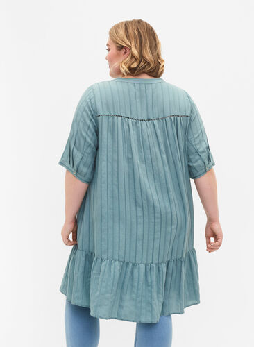 Stribet viskose kjole med blondebånd, Smoke Blue, Model image number 1