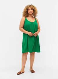 Ensfarvet strop kjole i viskose, Jolly Green, Model
