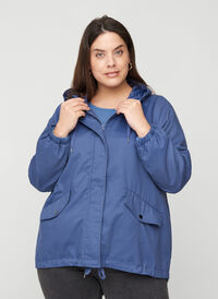 Kort jakke med hætte og lommer, Blue Indigo, Model