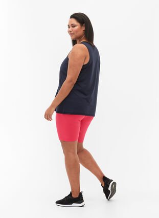 Tætsiddende træningsshorts , Azalea, Model image number 1