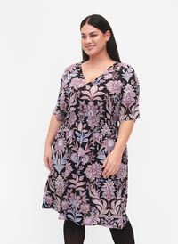 Printet viskosekjole med smock, Black Graphic Flower, Model