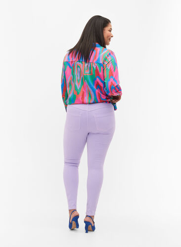 Højtaljede Amy jeans med super slim fit, Lavender, Model image number 1