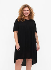 Kjole i viskose med blondebånd, Black, Model