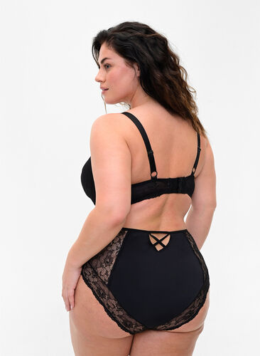 Højtaljet trusse med blonder, Black, Model image number 1
